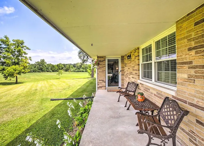 Сasa de vacaciones Family - Private Deck & Yard Bloomington