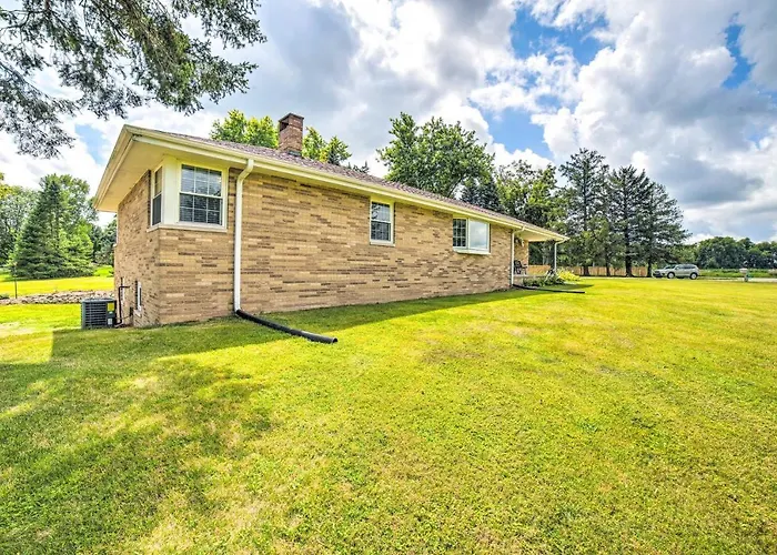 Family - Private Deck & Yard * Bloomington